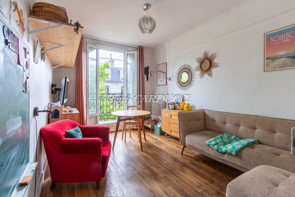 salon-paris-17-epinettes-immobilier.jpg salon-paris-17-epinettes-immobilier